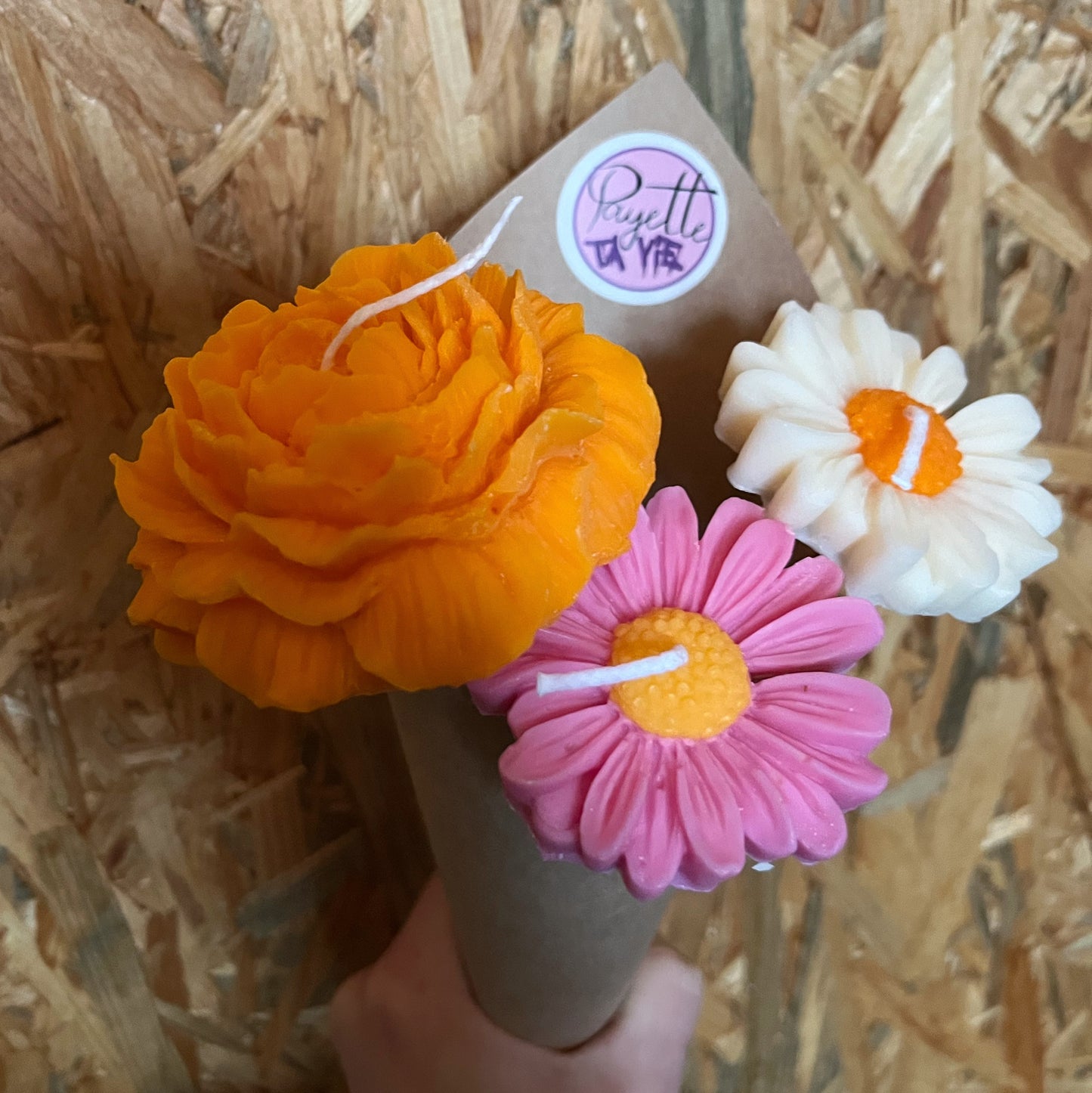 Bouquet Pivoine et 2 marguerites